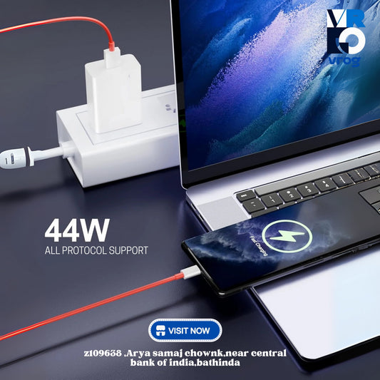 44W Multi-Protocol Flash Charger